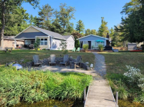 New! Loon Lodge - Lakefront With Private Dock!